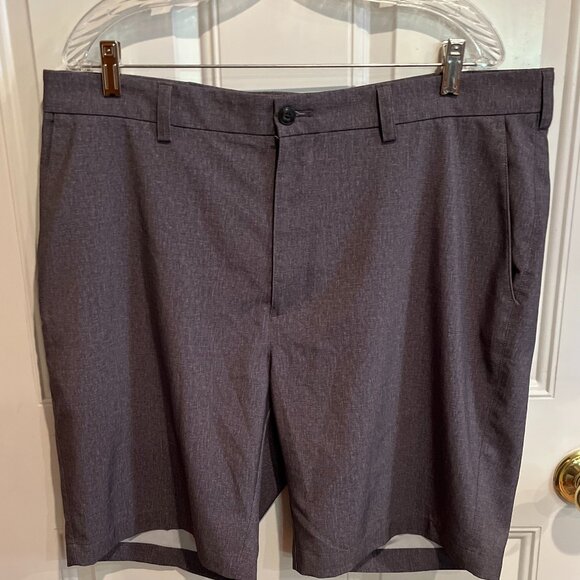 Roundtree & Yorke Performance Work Play Men's Shorts 38 Gray EUC - Picture 8 of 9